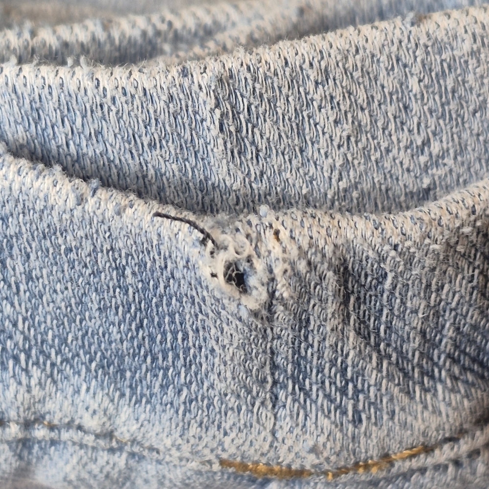 L.L. Bean Stretch Jeans Medium Petite Light Wash Cropped Ankle Denim - Picture 7 of 8